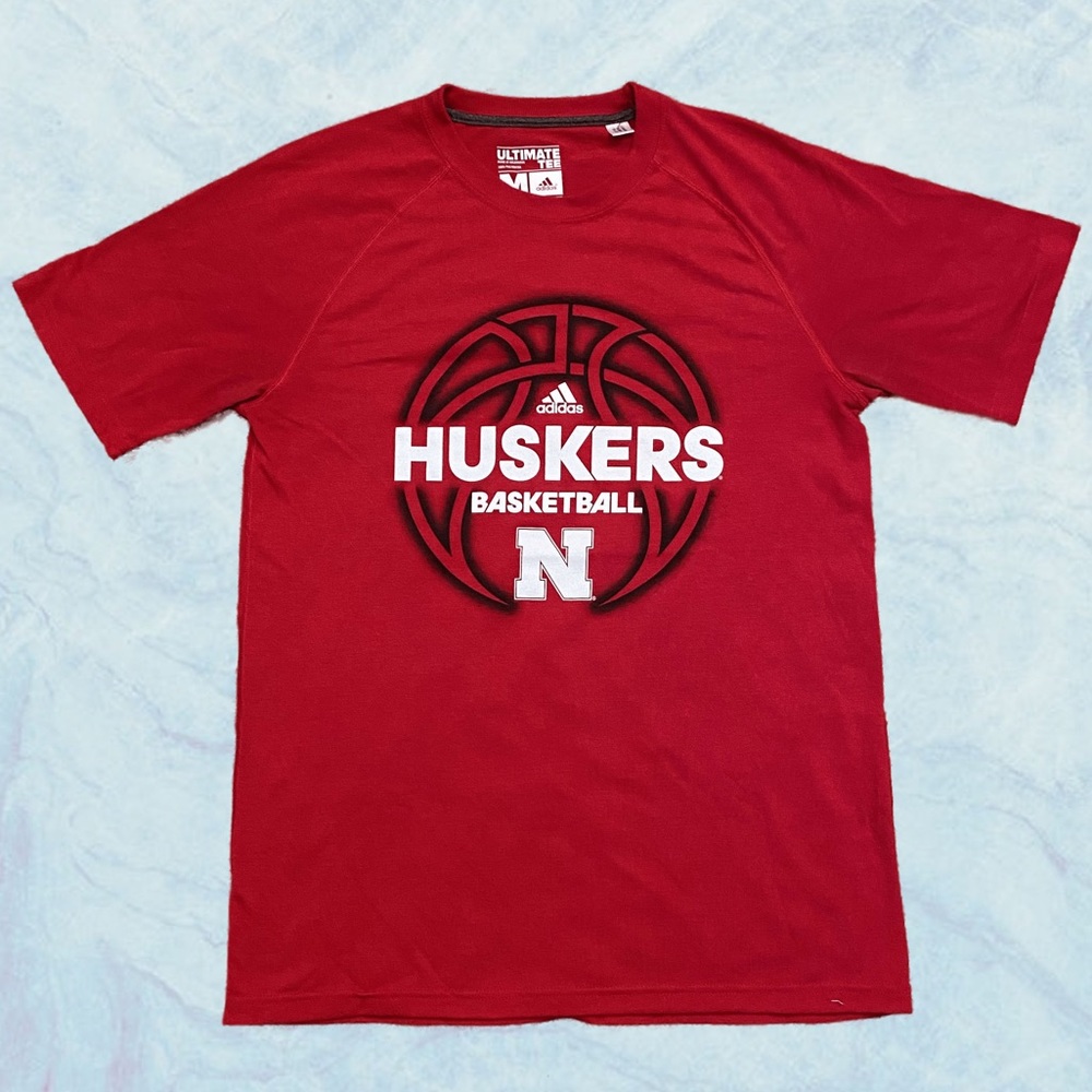 Adidas Nebraska Cornhusker Basketball Ultimate Tee, Size Medium, Red